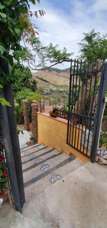 Casa Vacanze Fondaco Di Scillato Scillato  Exteriör bild
