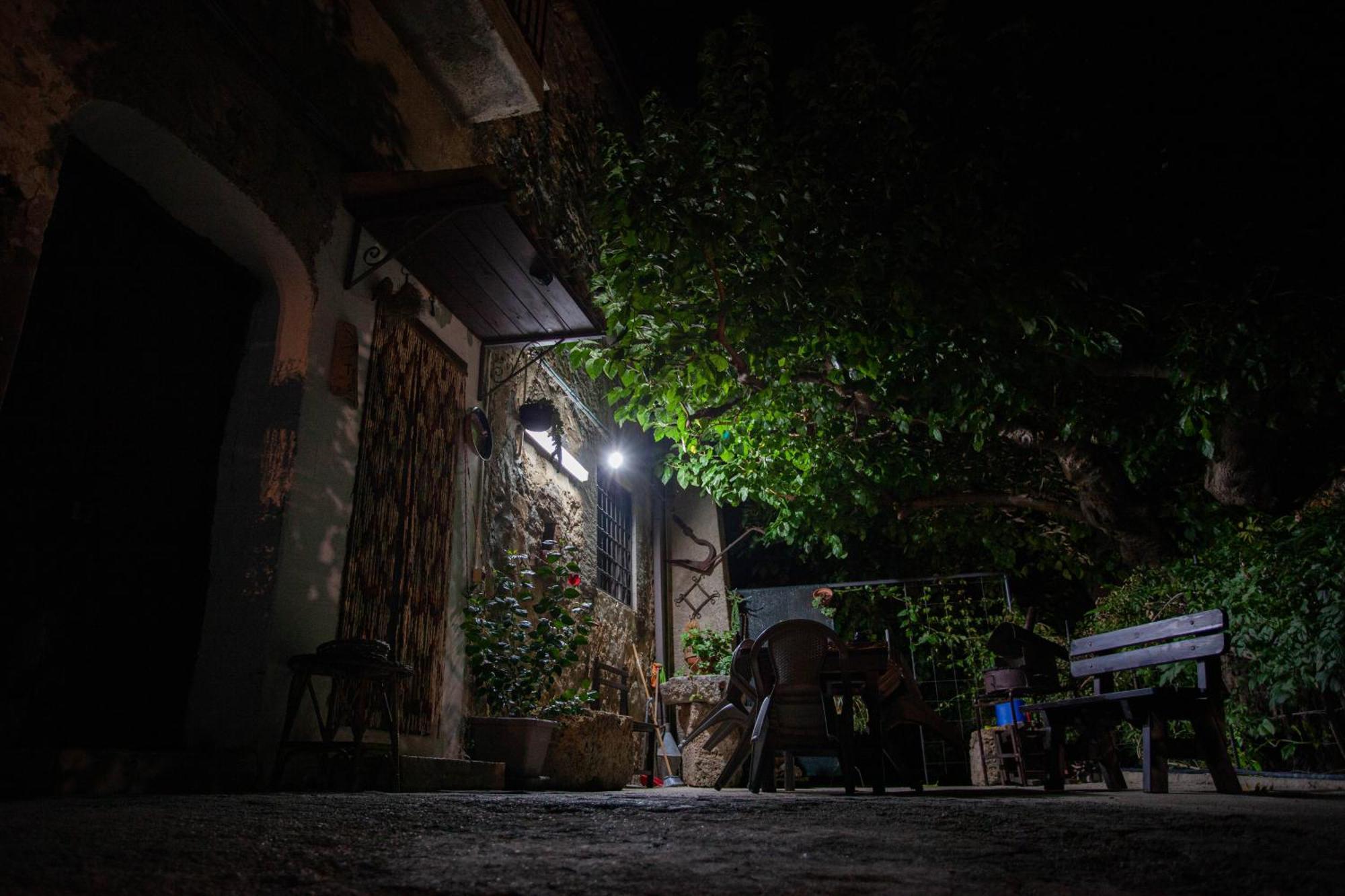Casa Vacanze Fondaco Di Scillato Scillato  Exteriör bild